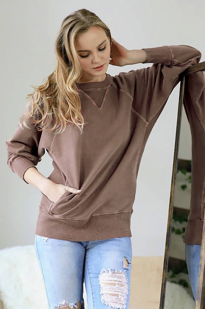 HOWDY Washed French Terry Pullover With Side Pockets: BROWN