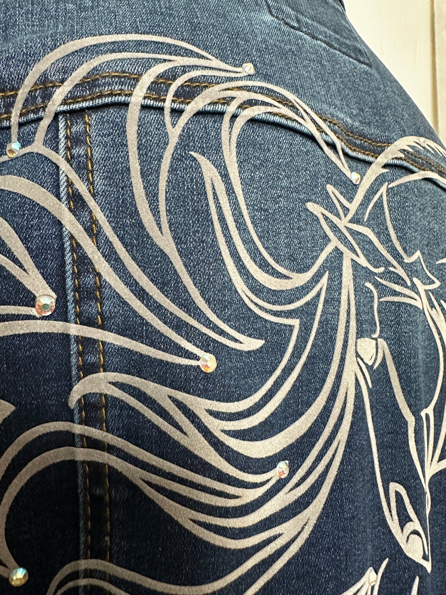 HEART HORSE STONE WASHED BASIC DENIM JACKET WITH TWO POCKETS